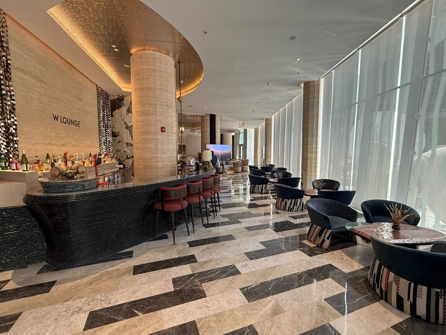 W Lounge bar with live music seating area