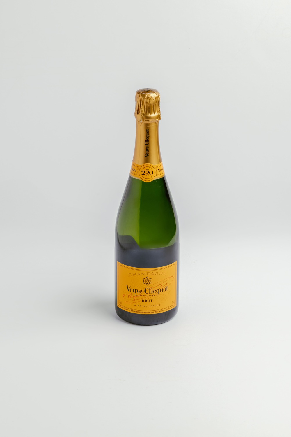 Veuve Clicquot Yellow Label, NV (750 ml)